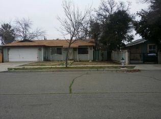 125 E Oleander Ave, Fresno, CA