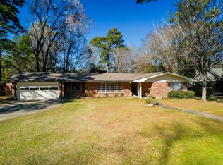 1217 Meadowood Rd, Columbia, MS 39429