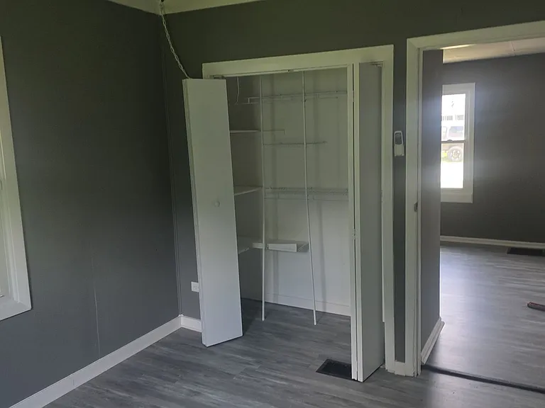 1324 Mary Ave — Photo 6