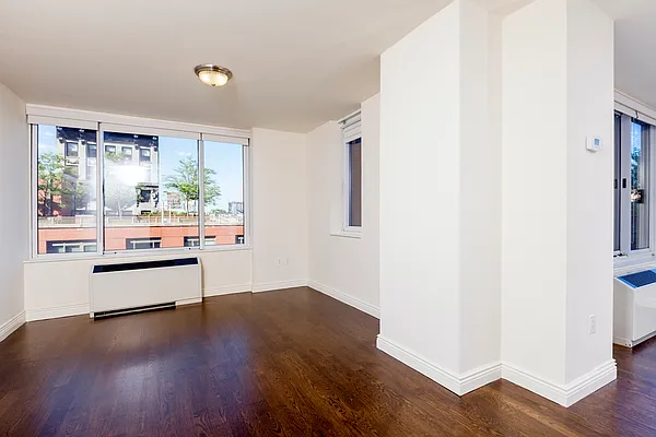 Rented by Mirador Real Estate | media 22