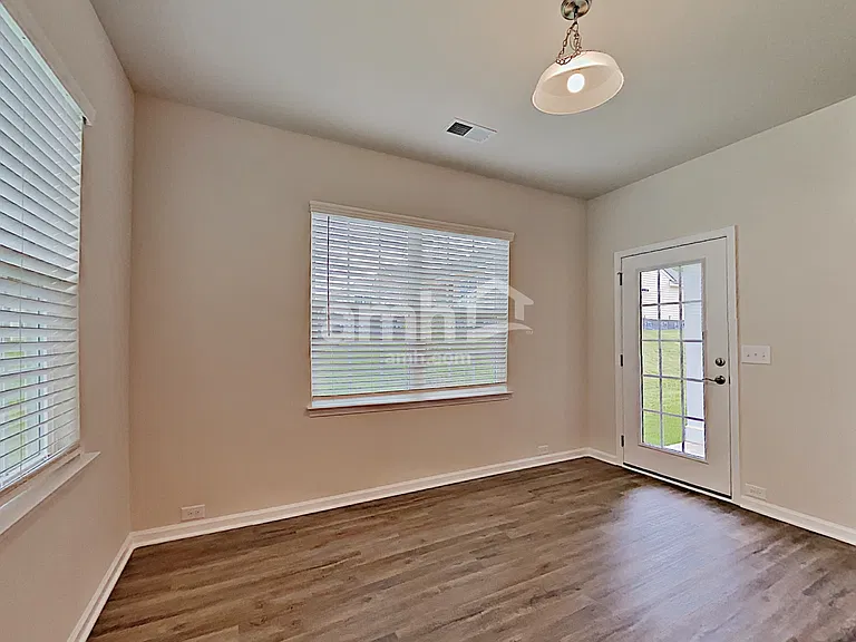 2415 Napa Valley Dr — Photo 5