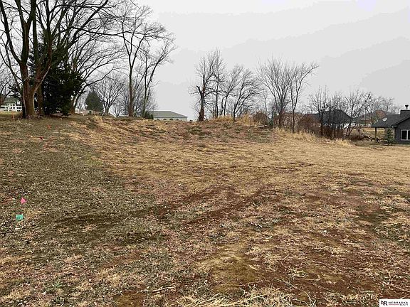 3rd image of 1831 Lake Ridge Dr