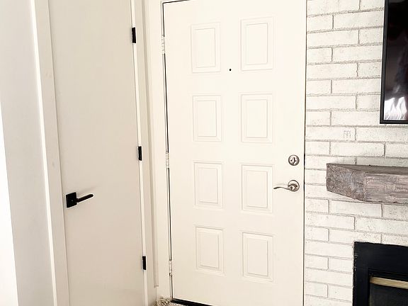 3rd image of 5226 Hemlock St APT 50