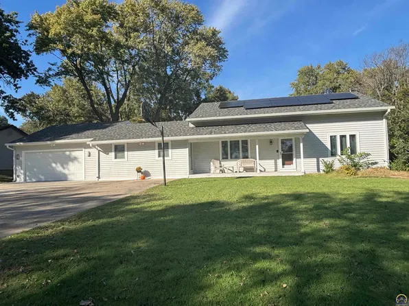 2544 SE 37th St, Topeka, KS 66605