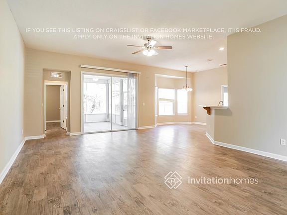4th image of 204 Hidden Lake Dr