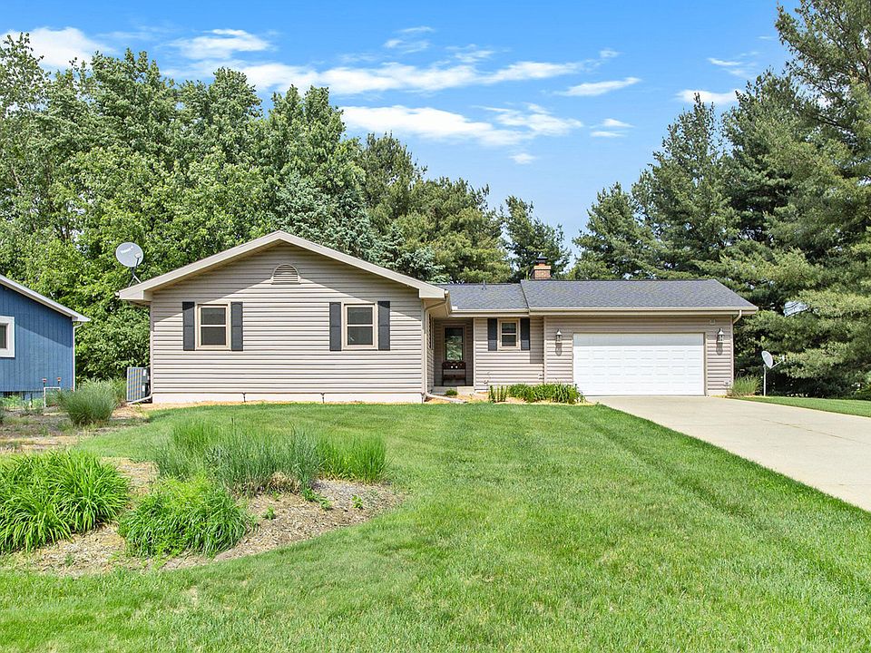 1st image of 139 Shadowood Ln