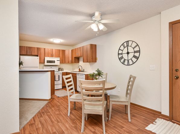 275 Shelard Pkwy APT 116
