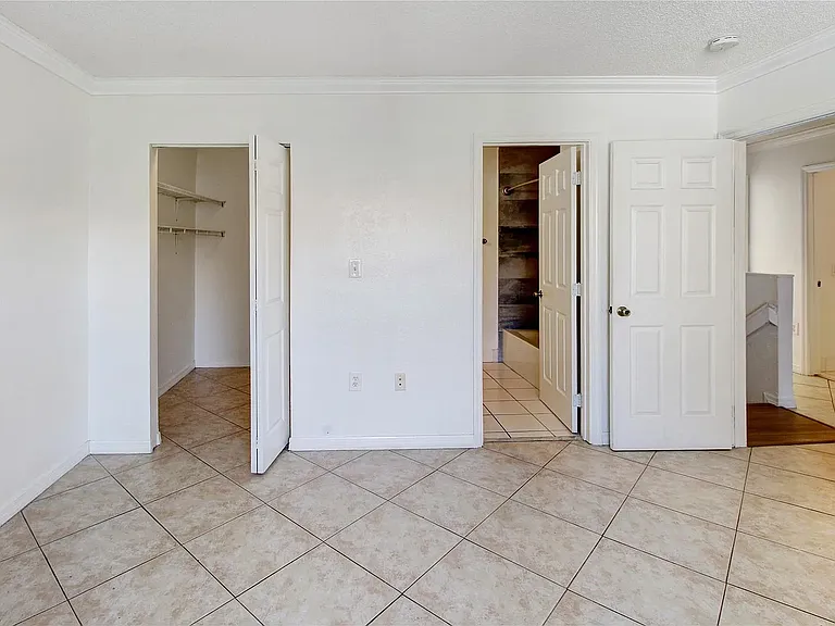 1186 NW 123rd Ct — Photo 11