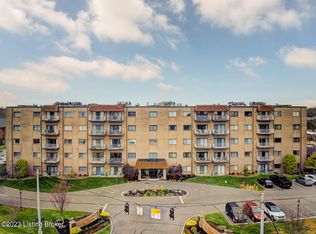 3030 Breckenridge Ln APT 312, Louisville, KY 40220