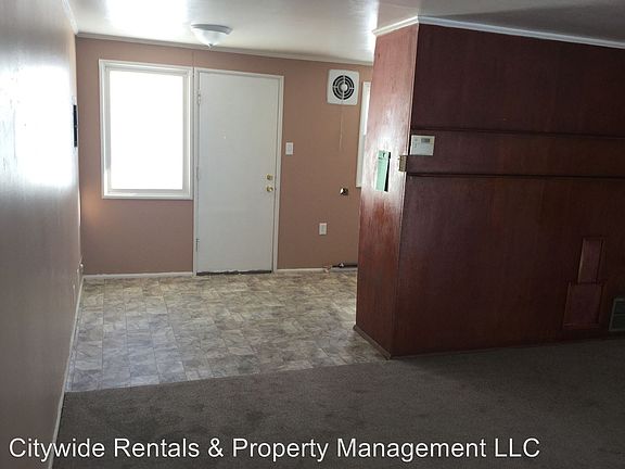 3rd image of 4262 N 42nd Pl
