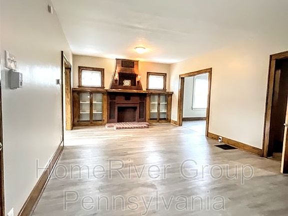 4th image of 501 Riverview Dr