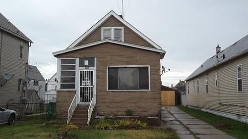1st image of 5029 Northcote Ave