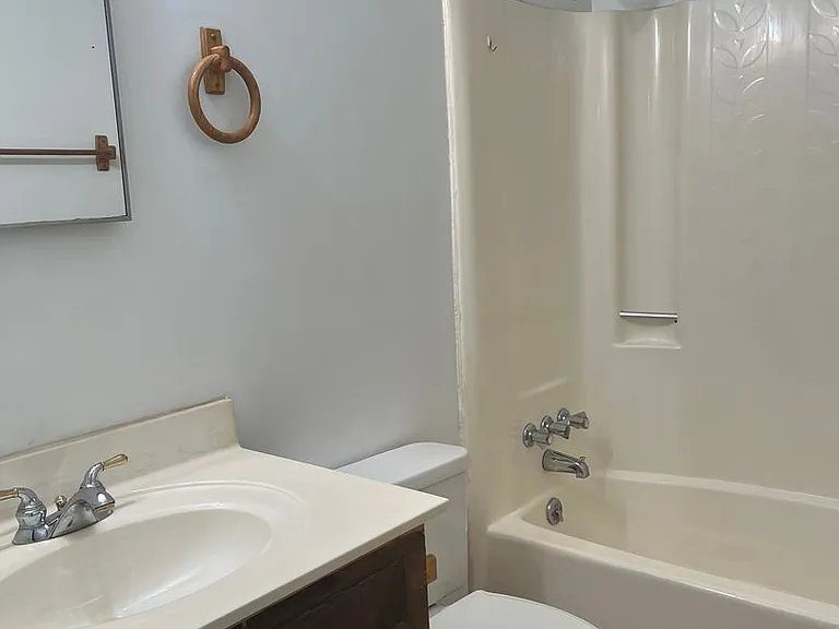 825B Sandpiper Dr — Photo 5