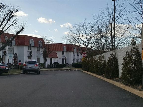 5th image of 11 Alhambra Dr