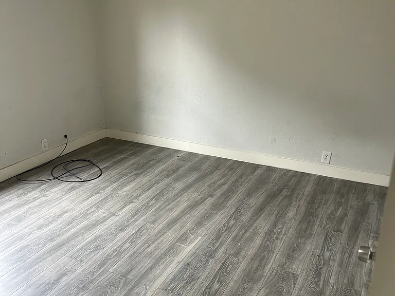 306 N Conejo Ave — Photo 6