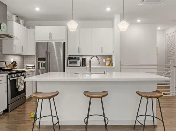 470 Tailoff Ln, Sacramento, CA 95818