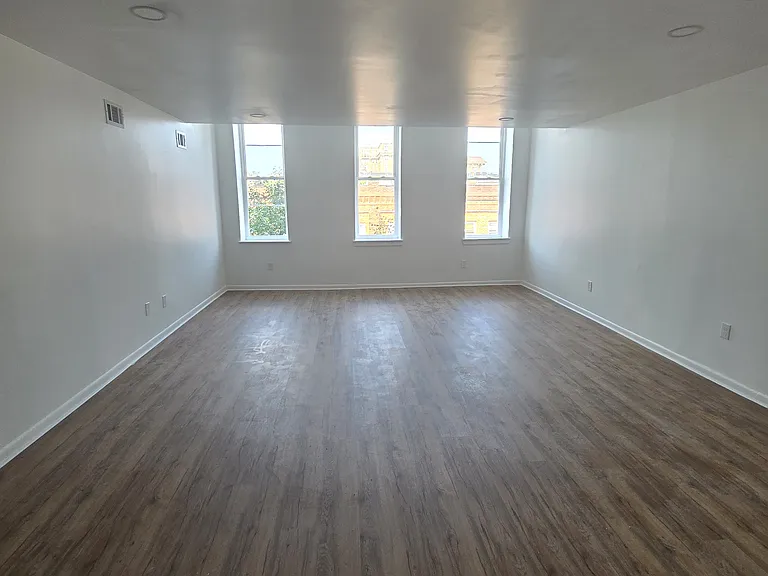 1712 McCulloh St #1 — Photo 6