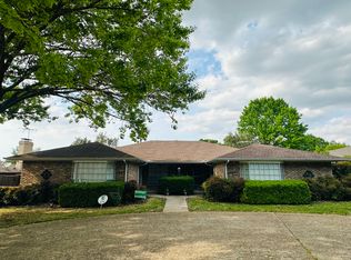 7607 Meadow Oaks Dr, Dallas, TX 75230