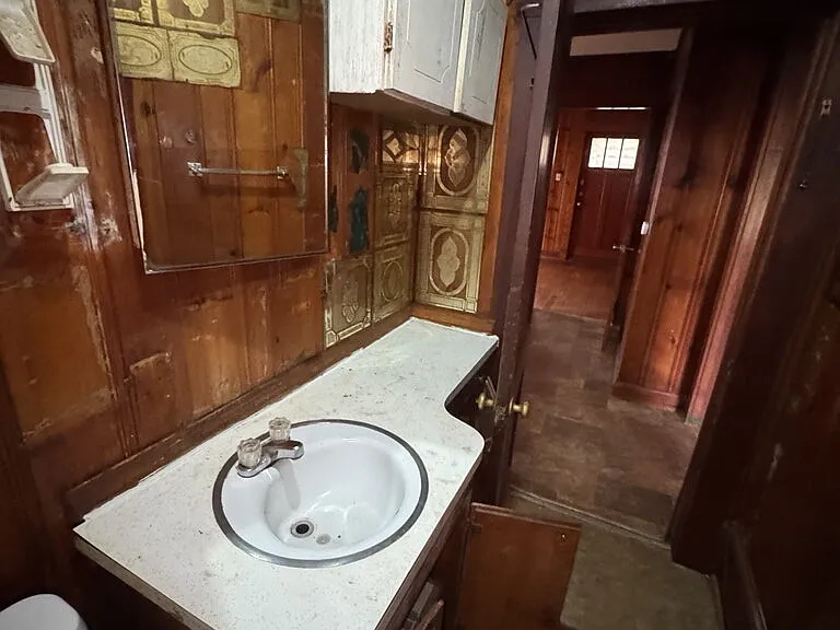 114 Cedar St — Photo 11