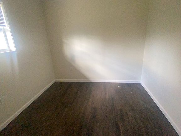 4th image of 1641 Jefferson St