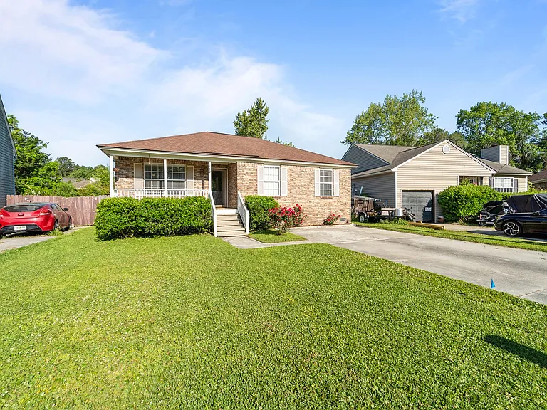 109 Dry Dock Ct — Photo 2