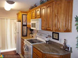 32 NE 22nd Ave APT 303, Pompano Beach, FL 33062