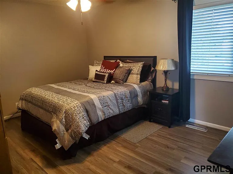 2201 Scarborough Dr — Photo 13