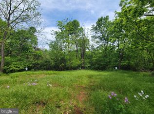 9785 Meadow Rock Dr, Hagerstown, MD