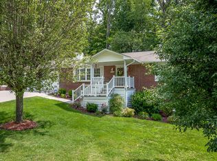 110 Walnut Valley Rd, Clinton, TN 37716