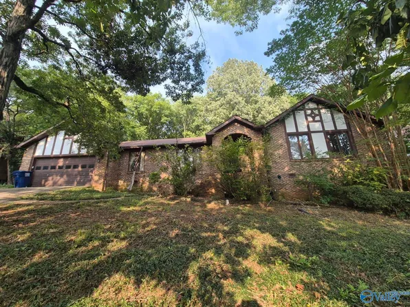 7709 Oakridge Dr SE, Huntsville, AL 35802