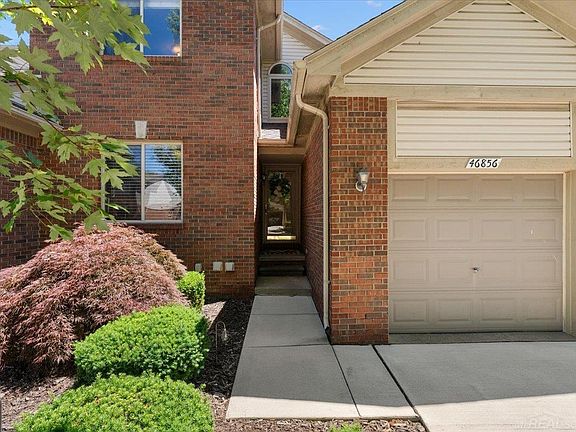 3rd image of 46856 Jewel Dr