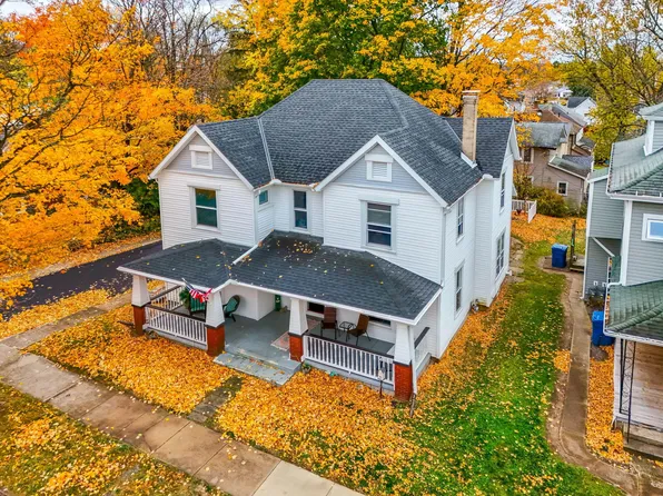 230 E Auburn Ave, Bellefontaine, OH 43311