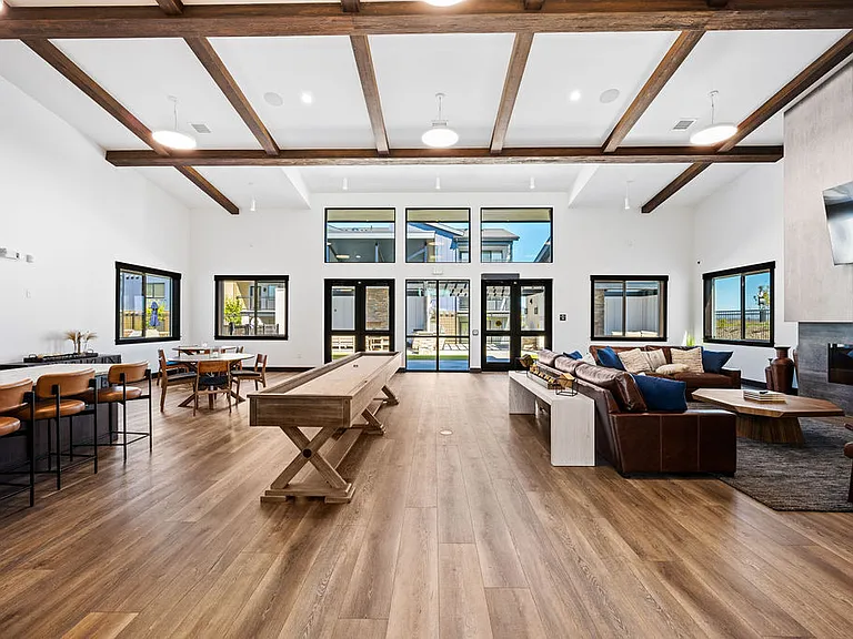 Sky Meadow Villas — Photo 67