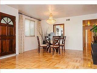 3rd image of 179 Huntington Dr