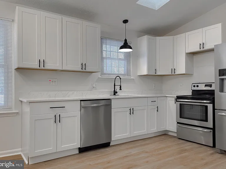 2094 Chapelside Ct — Photo 4