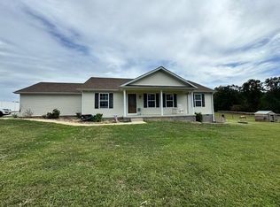 1502 Herchel Lucas Rd, Bowling Green, KY 42101