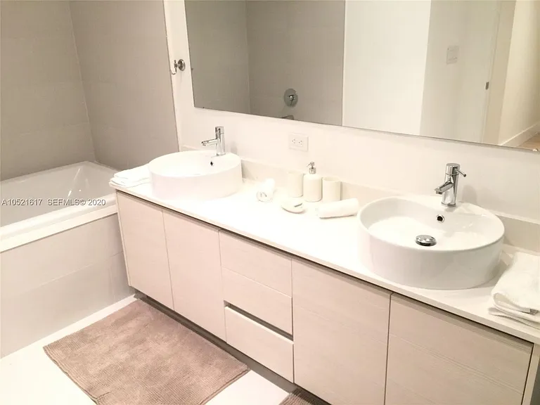 2600 E Hallandale Beach Blvd #2202 — Photo 11