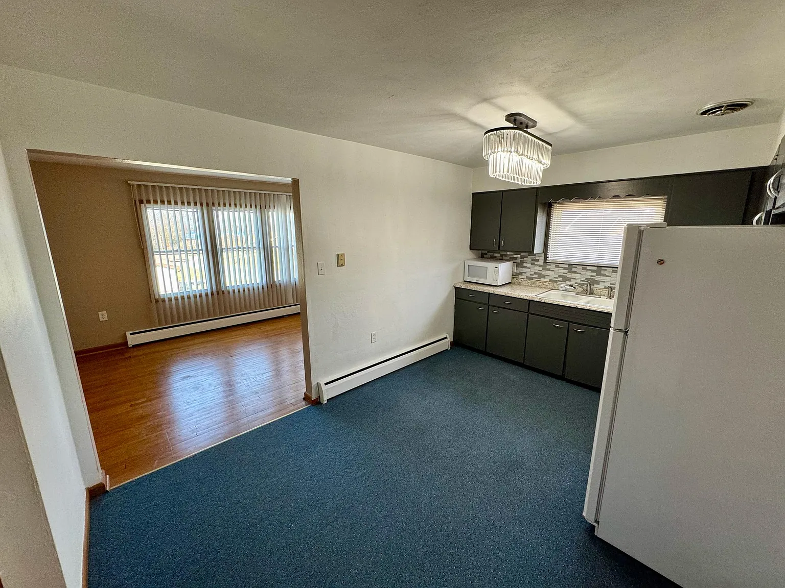 1088 Norwood St — Photo 2
