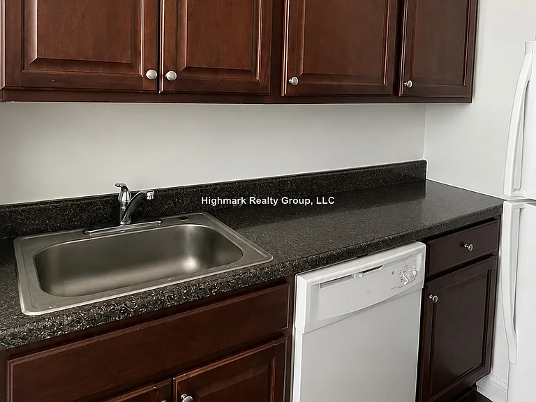 4866 N Magnolia Ave #209N — Photo 3