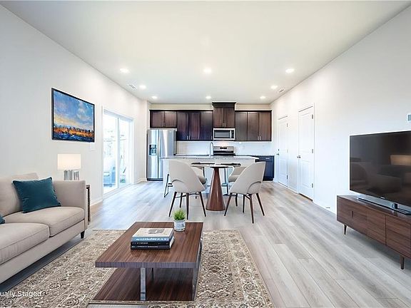 5th image of 1108 Orchard Stream Dr