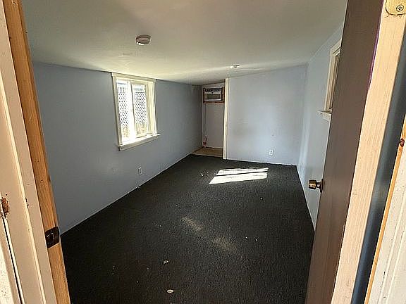 2nd image of 2500 Jewetta Ave Space 40