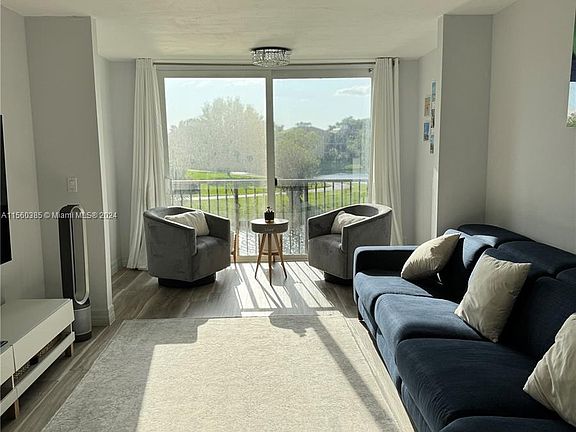 4th image of 7840 NW 50th St APT 205