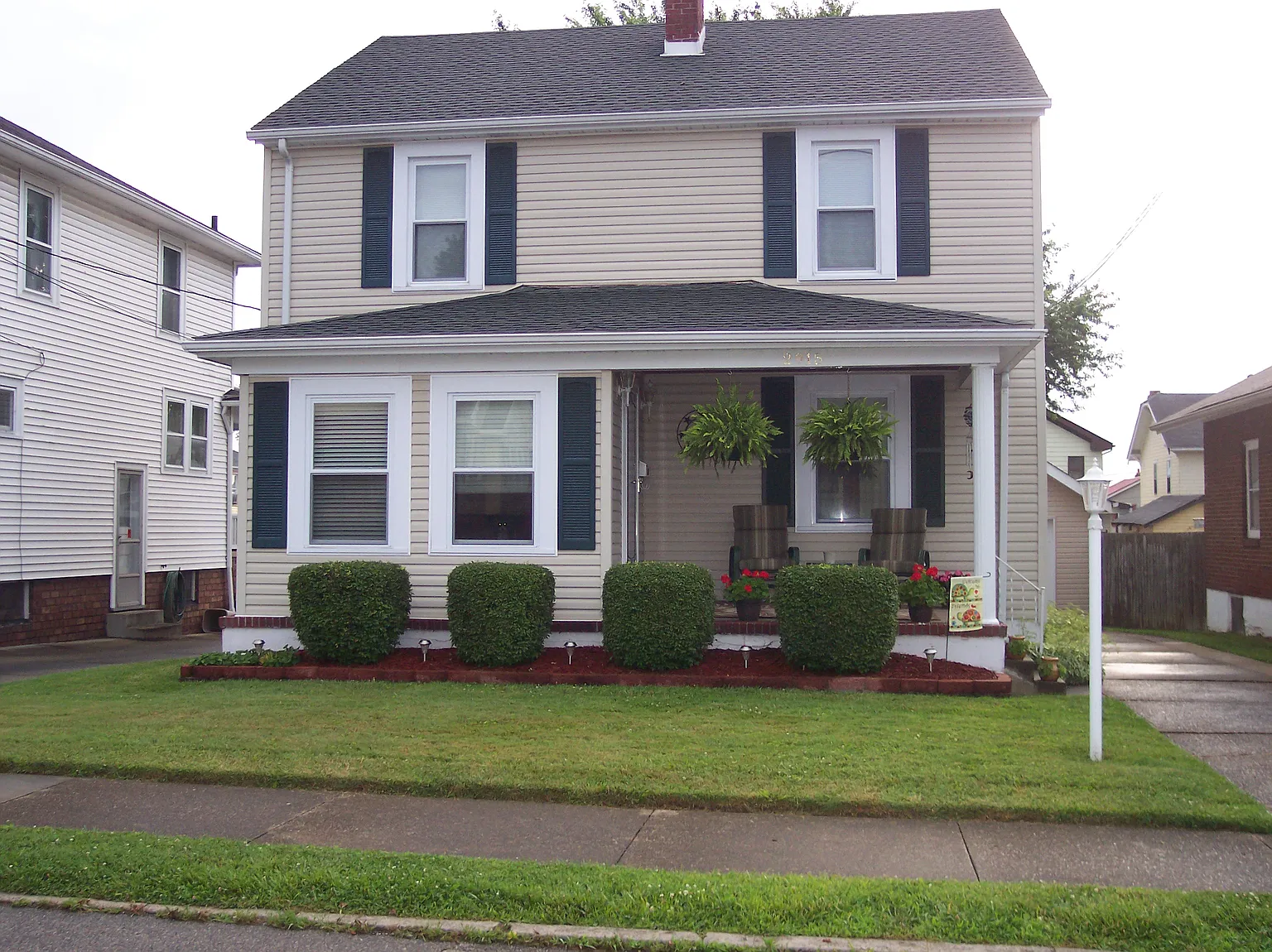 2915 Cedar St photo 1
