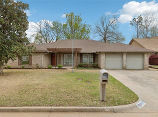 9112 Oak Hollow Dr, Oklahoma City, OK 73130