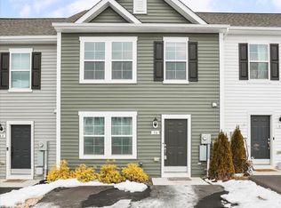 36 Gentle Breeze Dr, Bunker Hill, WV 25413