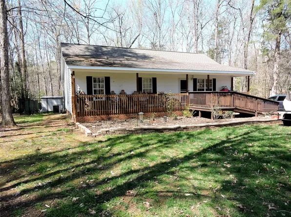 283 Pioneer Dr #915/916, Mount Gilead, NC 27306