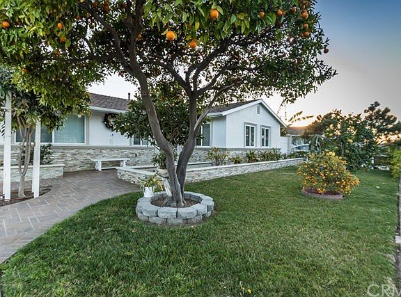 3rd image of 6952 San Joaquin Cir