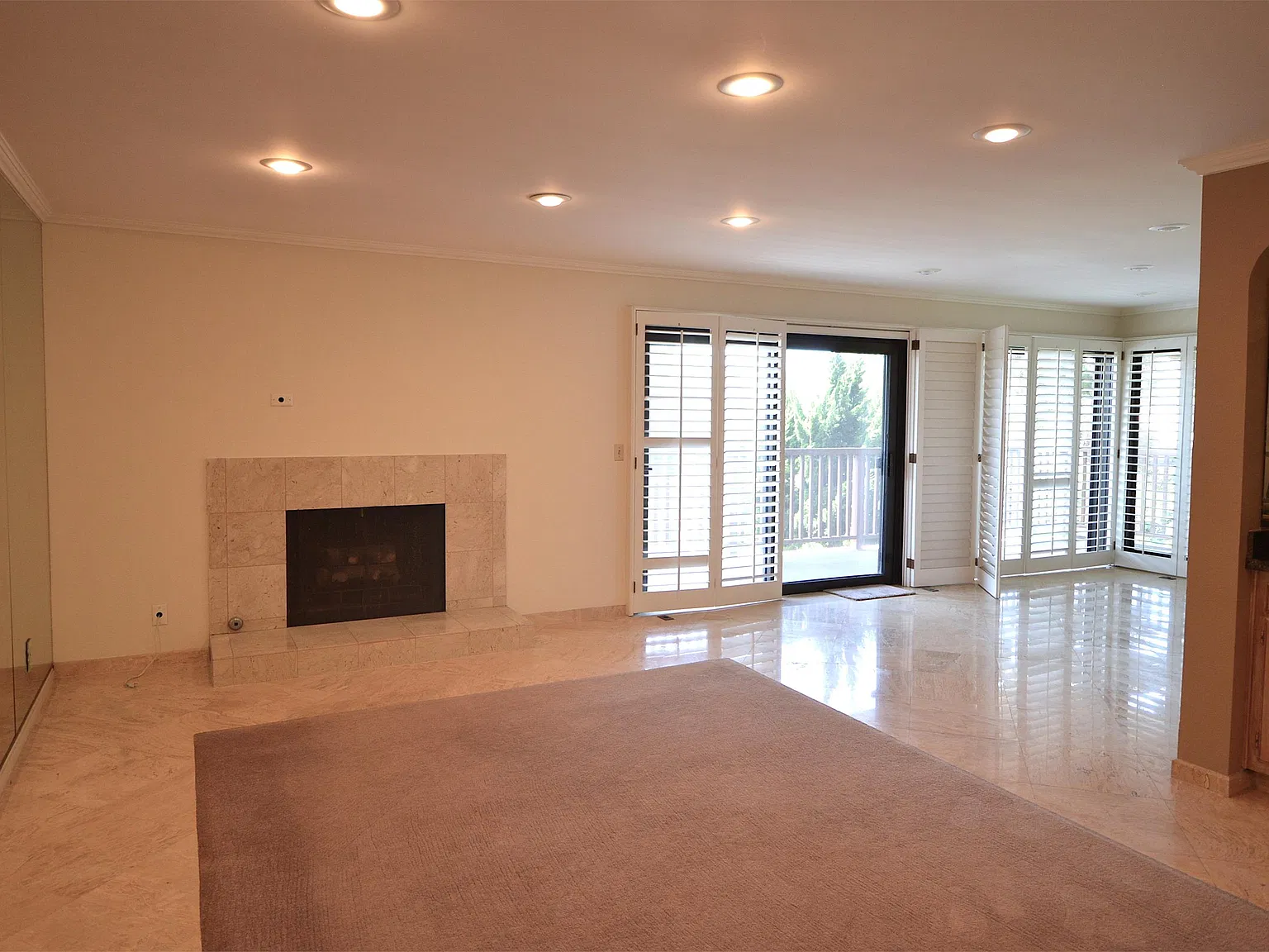 Riviera Circle - 6254 - 1 — Photo 3