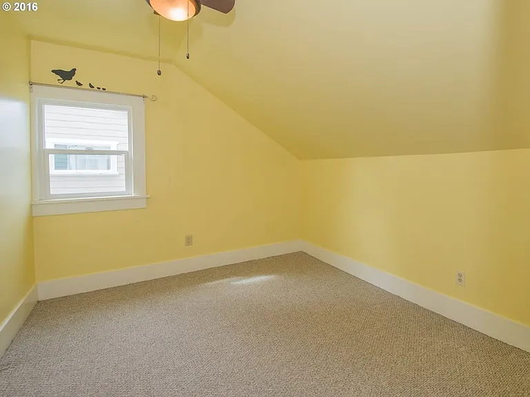 6711 N Albina Ave — Photo 13