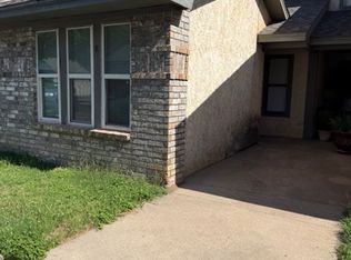 8 Crossroads Dr, Abilene, TX 79605